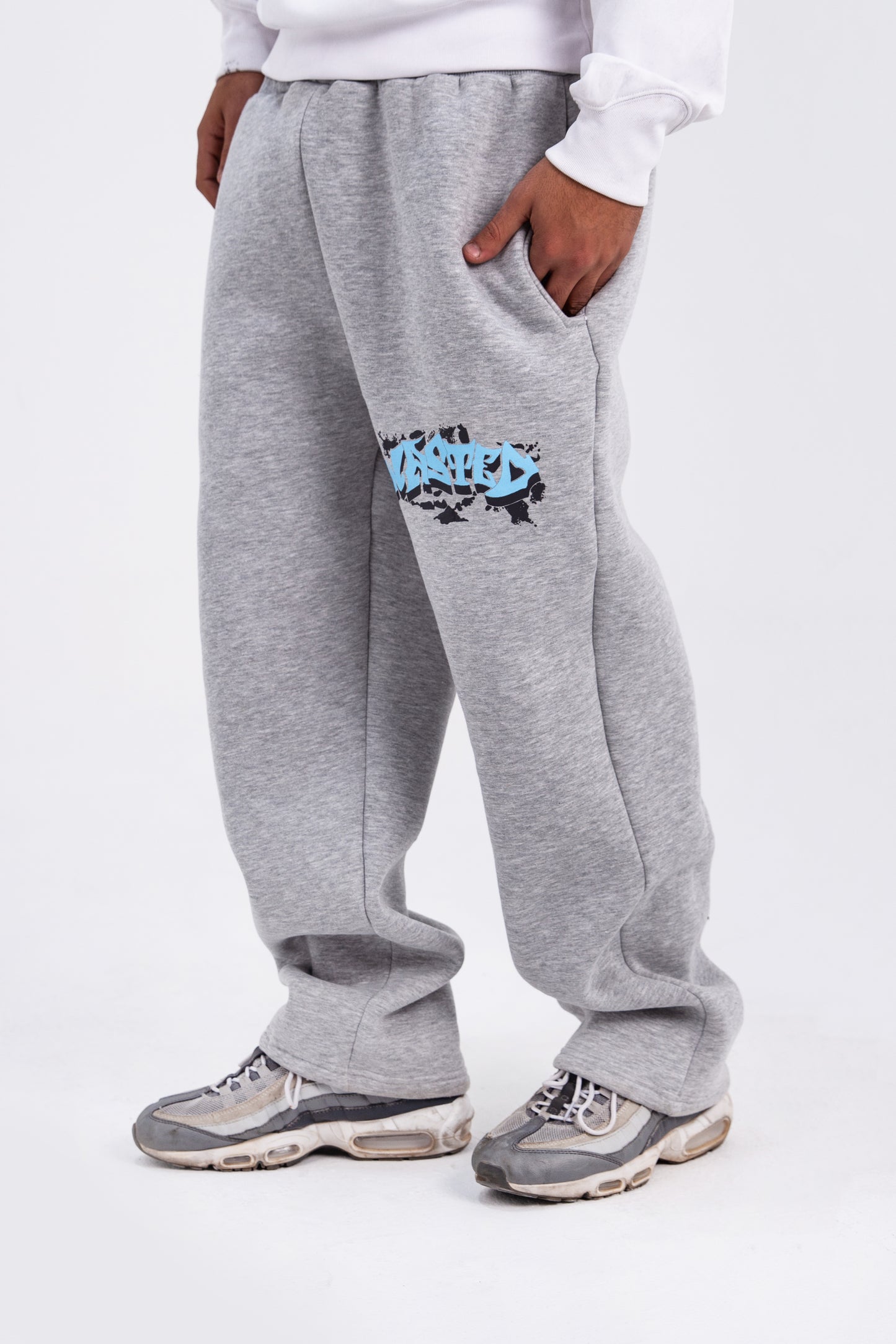 WASTED GREY SWEATPANTS